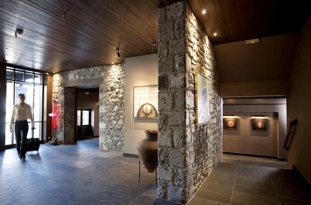 Art Mainalon Hotel Vitina Exterior foto